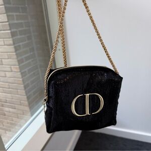 Dior Beauty Glitter Chain Pouch